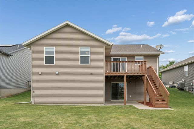 5313 Ruhd Street SW, Cedar Rapids, IA 52404