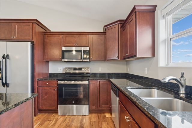 5313 Ruhd Street SW, Cedar Rapids, IA 52404