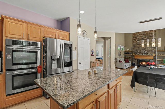 6621 Glenshaw Court, West Bloomfield Charter Township, MI 48322