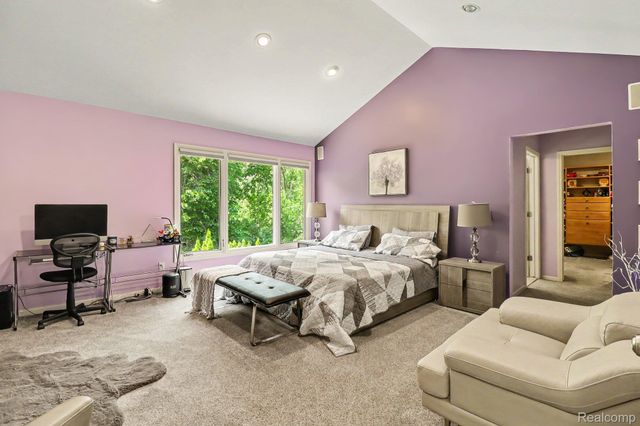 6621 Glenshaw Court, West Bloomfield Charter Township, MI 48322