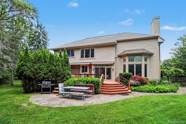 6621 Glenshaw Court, West Bloomfield Charter Township, MI 48322