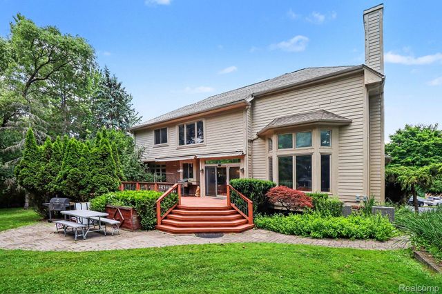 6621 Glenshaw Court, West Bloomfield Charter Township, MI 48322