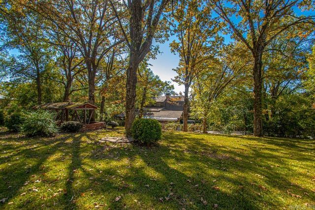 3111 Lakeview Road, North Little Rock, AR 72116
