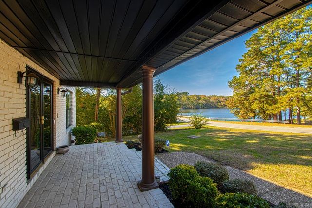 3111 Lakeview Road, North Little Rock, AR 72116