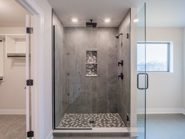 1759 Trailbrook Drive, Valparaiso, IN 46385