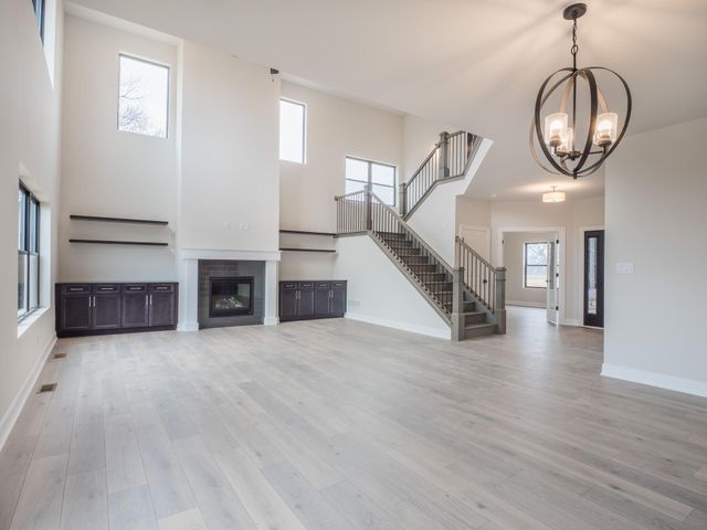 1759 Trailbrook Drive, Valparaiso, IN 46385
