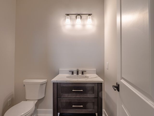 1759 Trailbrook Drive, Valparaiso, IN 46385