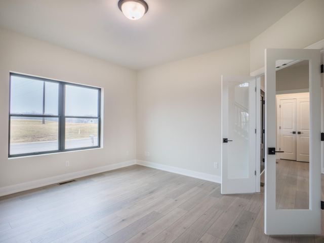 1759 Trailbrook Drive, Valparaiso, IN 46385