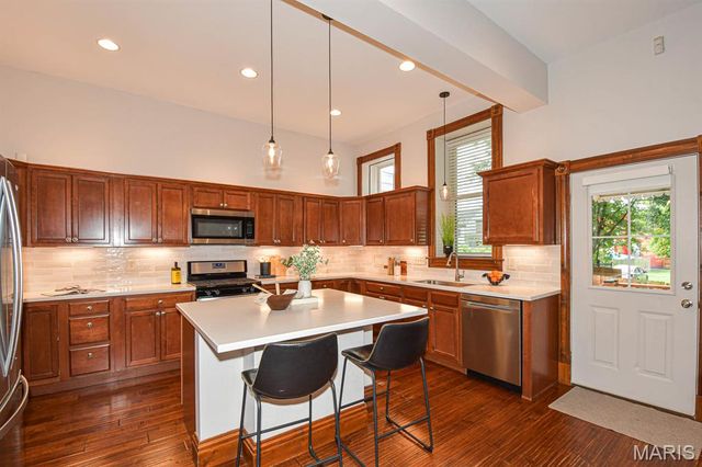 1932 Withnell Avenue, St Louis, MO 63118