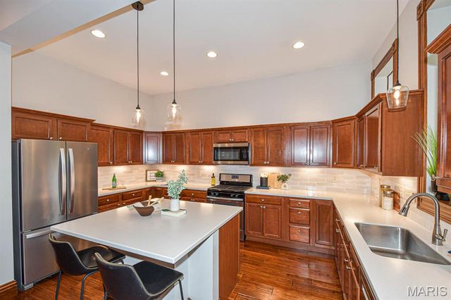 1932 Withnell Avenue, St Louis, MO 63118