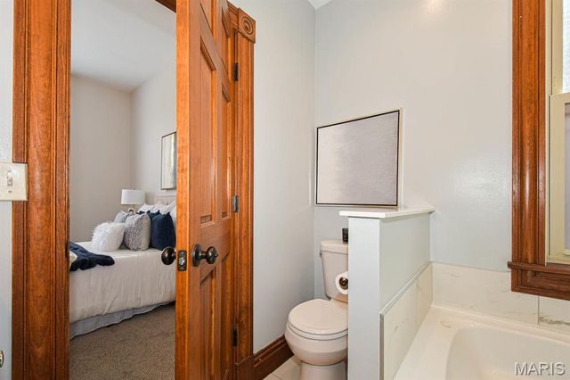 1932 Withnell Avenue, St Louis, MO 63118