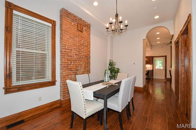 1932 Withnell Avenue, St Louis, MO 63118