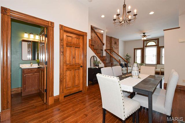 1932 Withnell Avenue, St Louis, MO 63118