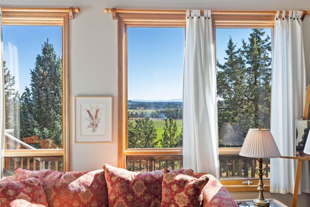 66001 Waldron Trail, Bend, OR 97703