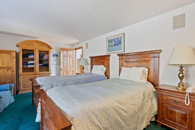 66001 Waldron Trail, Bend, OR 97703