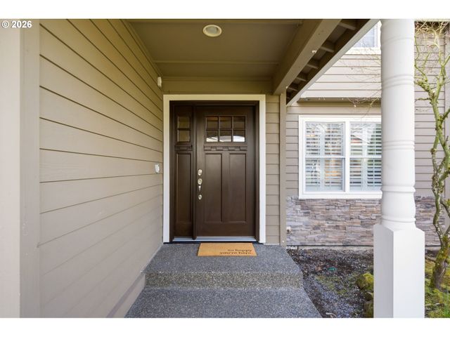 594 E 5TH St, La Center, WA 98629