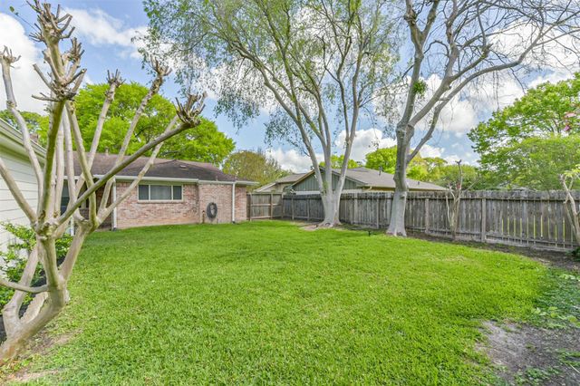 12731 Westhorpe Drive, Houston, TX 77077