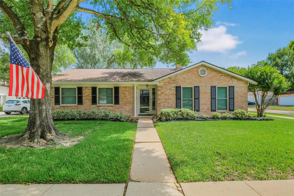 12731 Westhorpe Drive, Houston, TX 77077