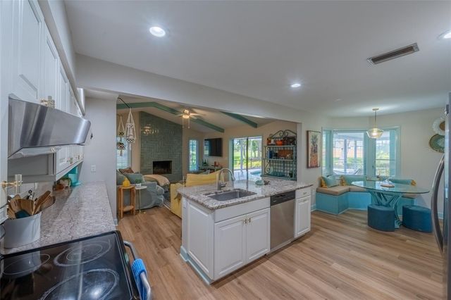 5005 CANTERBURY DRIVE, Sarasota, FL 34243