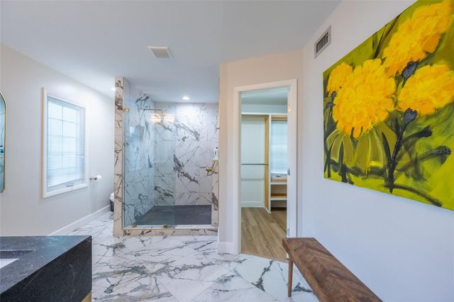 5005 CANTERBURY DRIVE, Sarasota, FL 34243