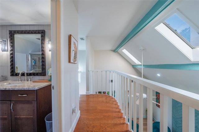 5005 CANTERBURY DRIVE, Sarasota, FL 34243