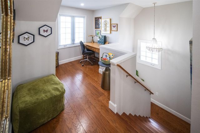 5005 CANTERBURY DRIVE, Sarasota, FL 34243