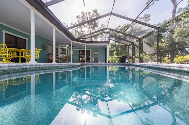 5005 CANTERBURY DRIVE, Sarasota, FL 34243