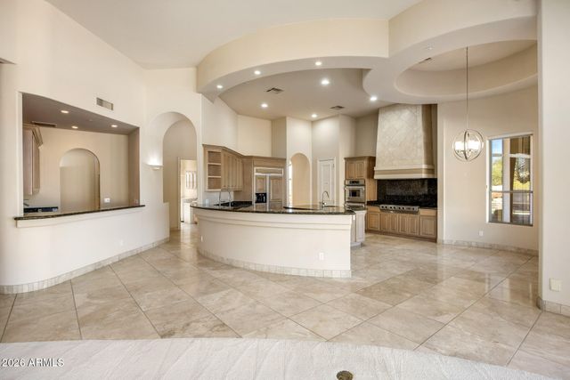 9310 E BRONCO Trail, Scottsdale, AZ 85255