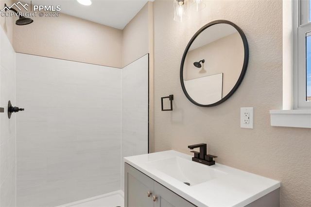 203 W Womack Avenue, Cripple Creek, CO 80813