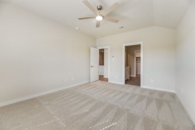 820 Lakeview Drive, Alvarado, TX 76009