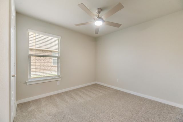 820 Lakeview Drive, Alvarado, TX 76009
