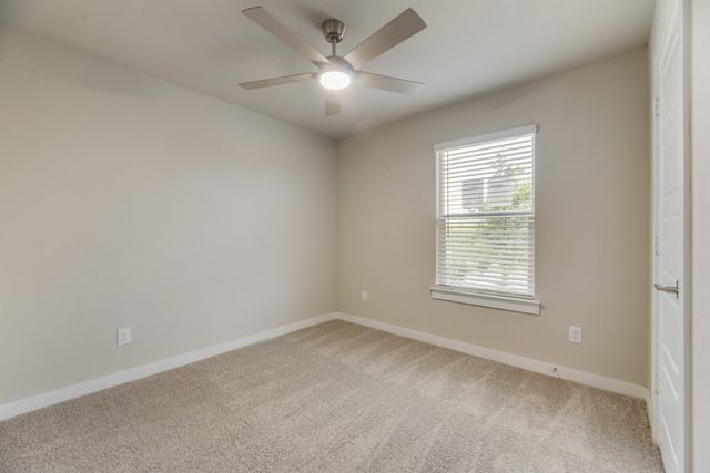820 Lakeview Drive, Alvarado, TX 76009