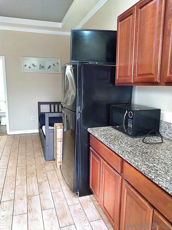 Image 10 of property listing at 264 E Street, Chula Vista, CA 91910