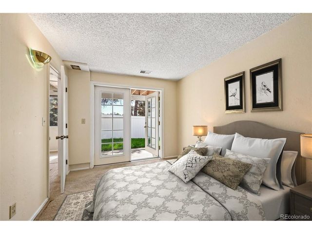 3990 S Rifle Ct, Aurora, CO 80013