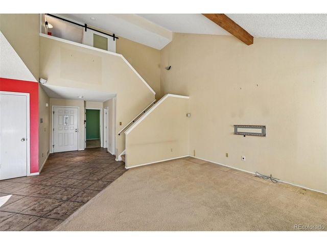 3990 S Rifle Ct, Aurora, CO 80013