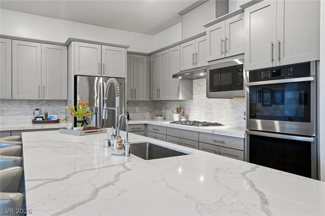 71 Reflection Bay Drive, Henderson, NV 89011