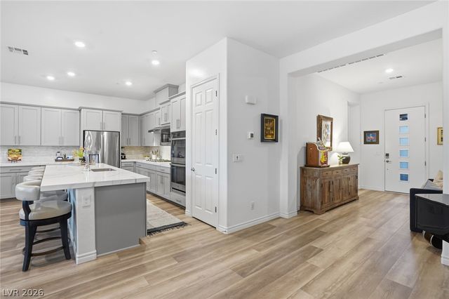 71 Reflection Bay Drive, Henderson, NV 89011