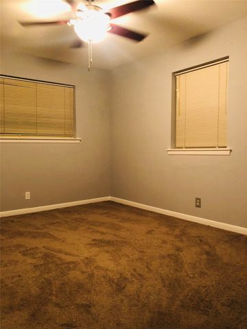 1721 Santa Maria, Grand Prairie, TX 75051