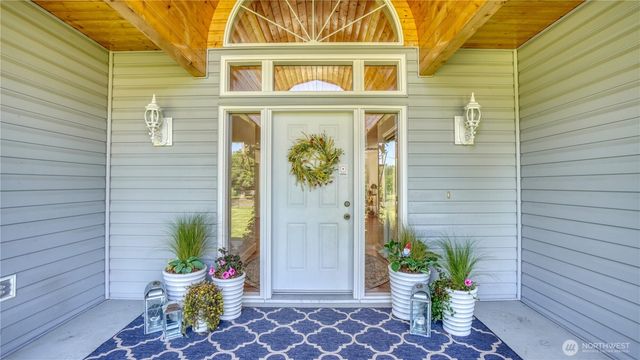 32010 71st Avenue Ct E, Eatonville, WA 98328