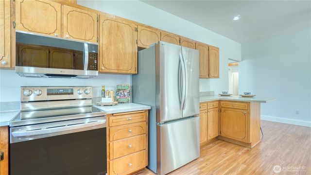 32010 71st Avenue Ct E, Eatonville, WA 98328