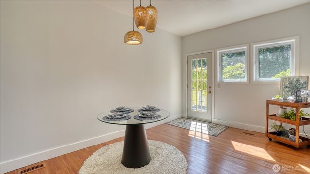 32010 71st Avenue Ct E, Eatonville, WA 98328
