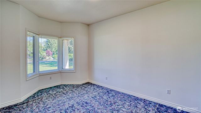 32010 71st Avenue Ct E, Eatonville, WA 98328