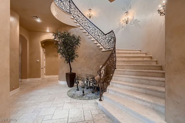 2845 Red Arrow Drive, Las Vegas, NV 89135