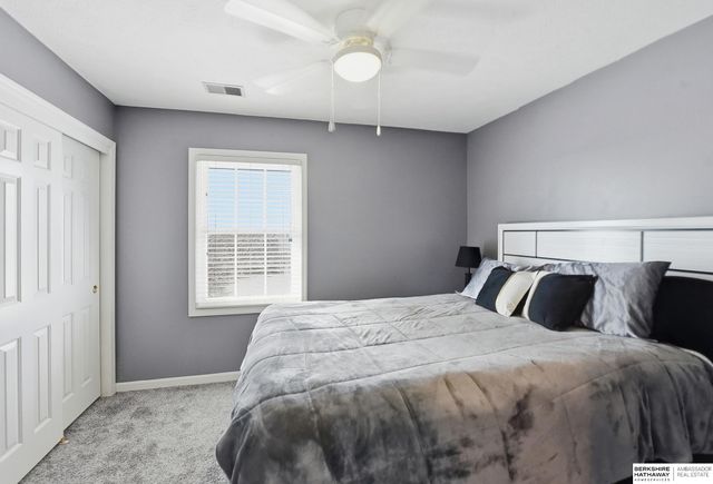 4305 N 163 Street, Omaha, NE 68116