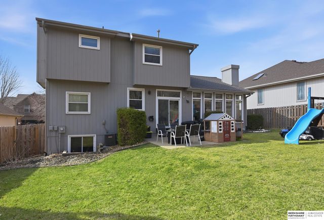 4305 N 163 Street, Omaha, NE 68116