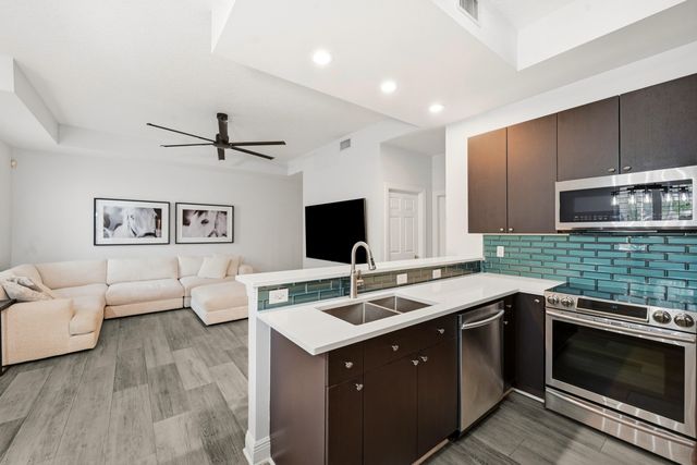 518 N Federal Highway 14, Lake Worth, FL 33460