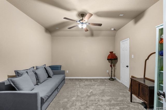 525 Pecan Farms, New Braunfels, TX 78130