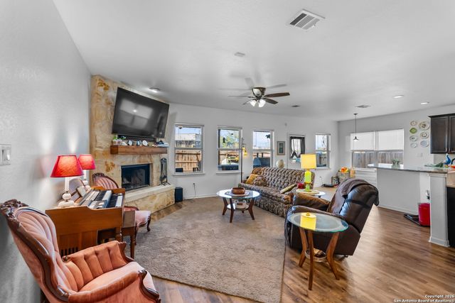 525 Pecan Farms, New Braunfels, TX 78130