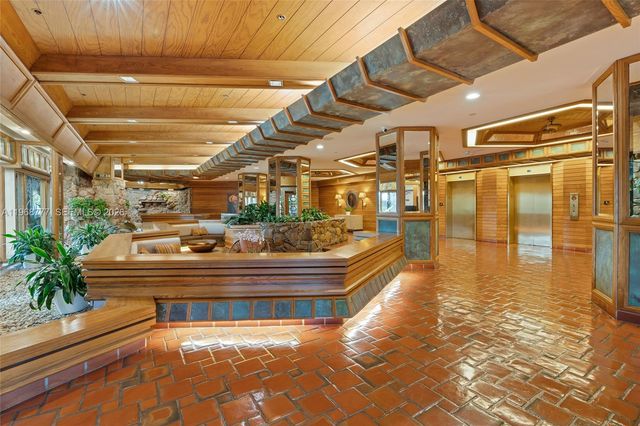 4000 Towerside Ter 1712, Miami, FL 33138