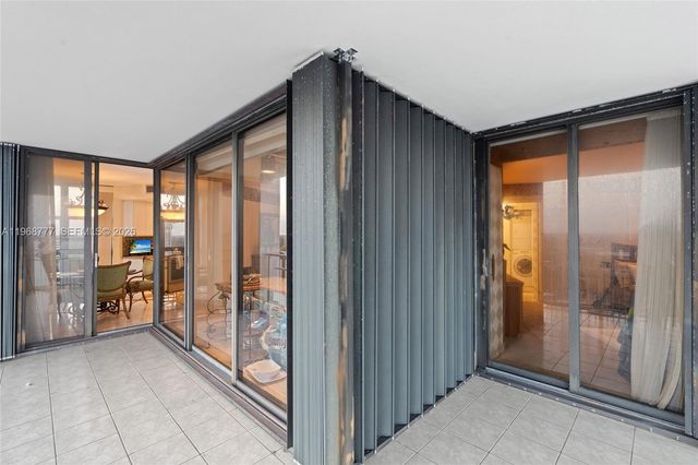 4000 Towerside Ter 1712, Miami, FL 33138